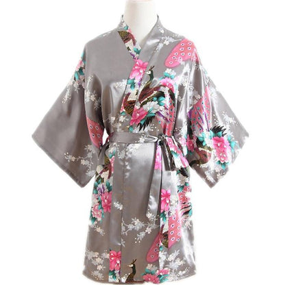 Kimono Satin Femme - Peignoir Élégant à Motifs Floraux.