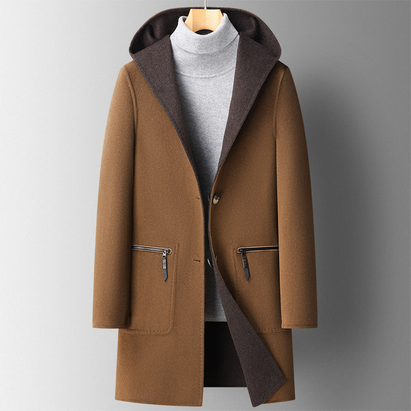 Manteau élégant en laine avec capuche pour homme.