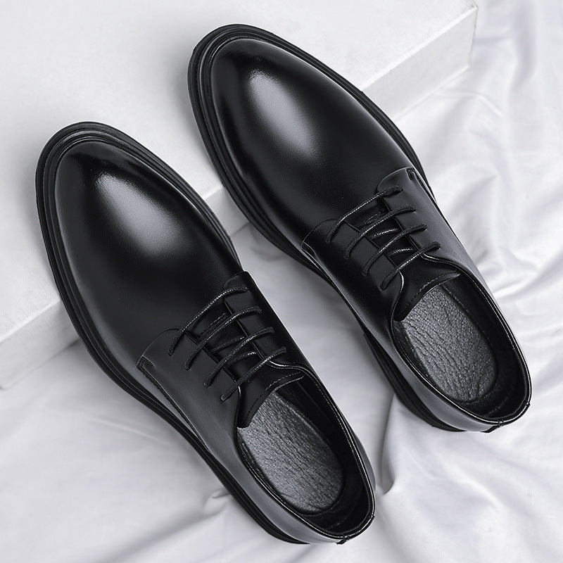 Chaussures habillées noires pour homme - Style classique et élégant.