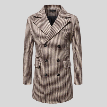 Manteau long à carreaux pour homme, style classique à double boutonnage.