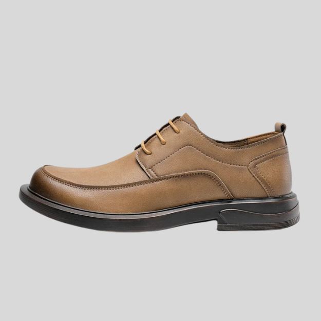 Chaussures Derby pour hommes en cuir synthétique, confort et élégance.