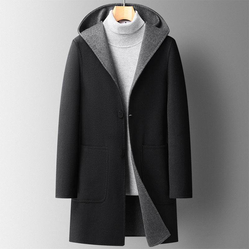 Manteau élégant en laine avec capuche pour homme.