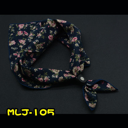 Foulard de costume rétro à fleurs – Élégance et originalité